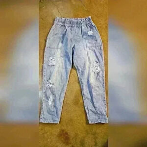 Easel High Rise Elastic Pocket Distressed Jeans Small